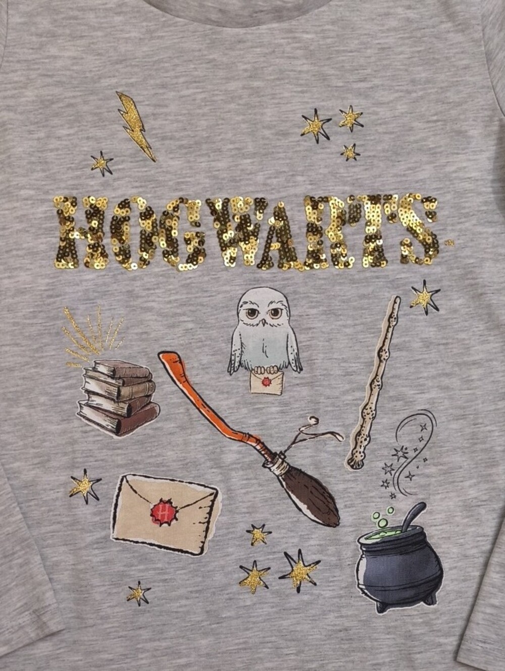 Warner Bros. Gray Harry Potter Hogwarts Sequin Long-Sleeve Tee Size 12 EUC - Picture 3 of 6